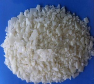 white flake or gray flake magnesium chloride hexahydrate